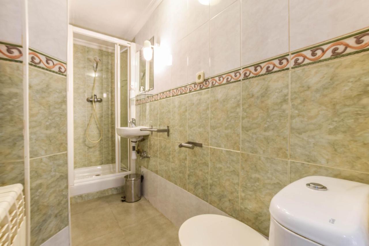 Apartamento Plaza De Lavpies Apartment Madrid Ngoại thất bức ảnh
