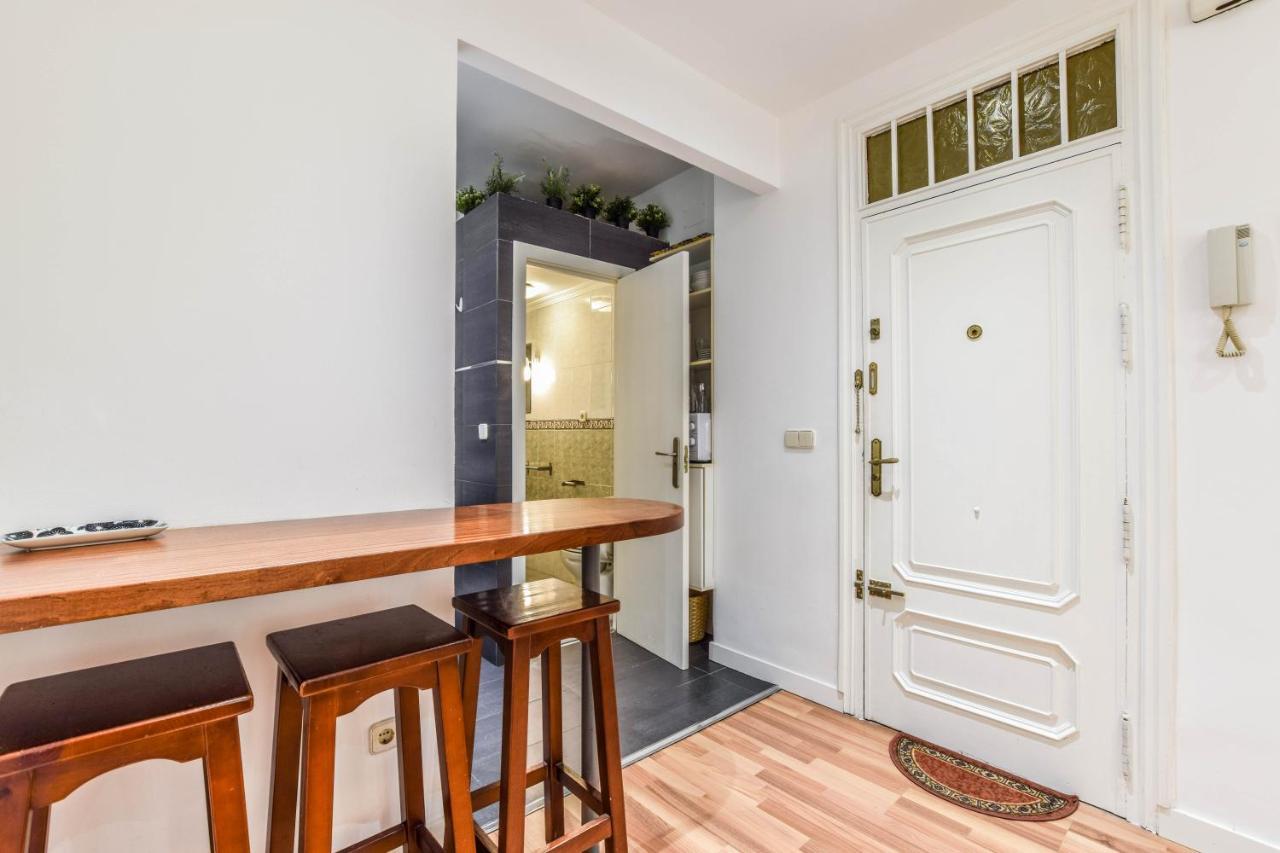 Apartamento Plaza De Lavpies Apartment Madrid Ngoại thất bức ảnh