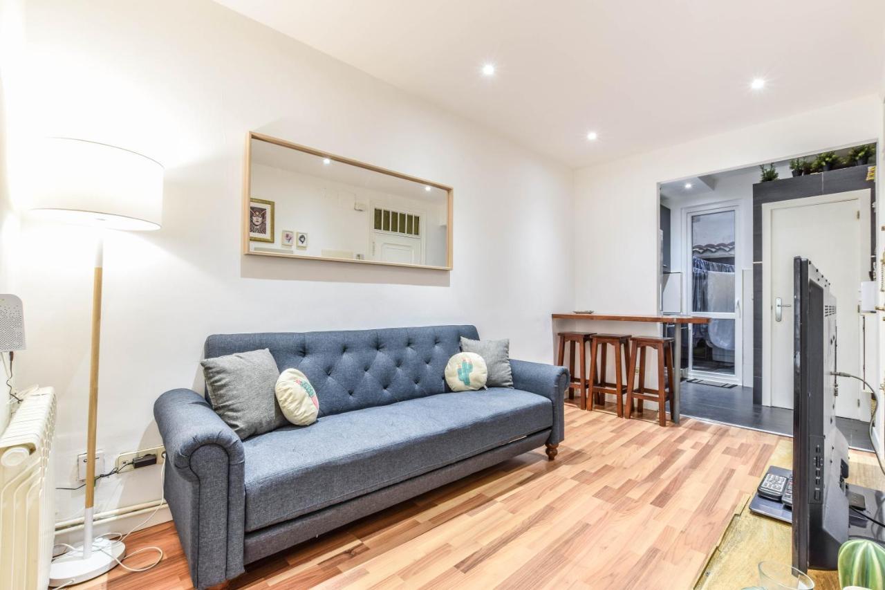 Apartamento Plaza De Lavpies Apartment Madrid Ngoại thất bức ảnh