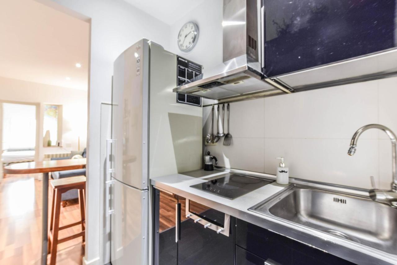 Apartamento Plaza De Lavpies Apartment Madrid Ngoại thất bức ảnh